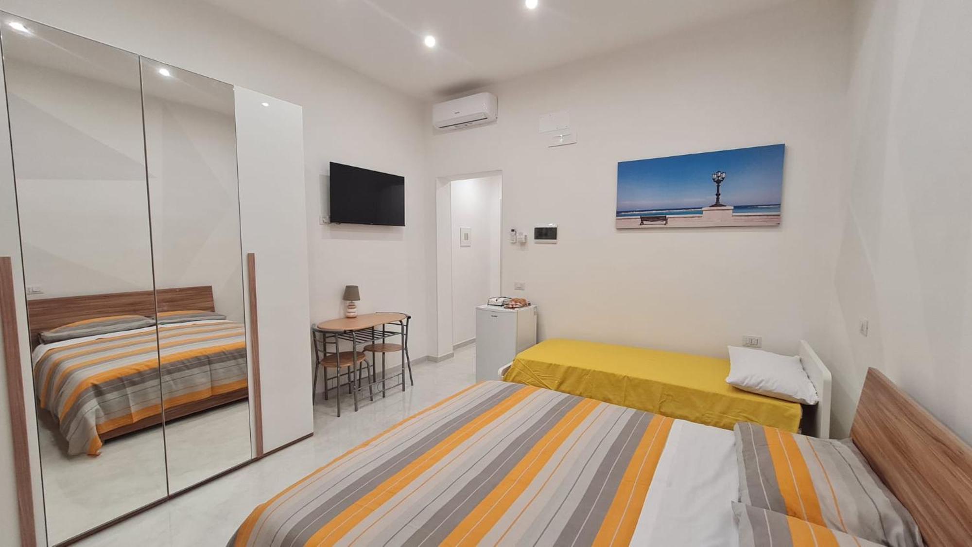 Locazione Turistica Adriatico Hotel Bari Exterior foto