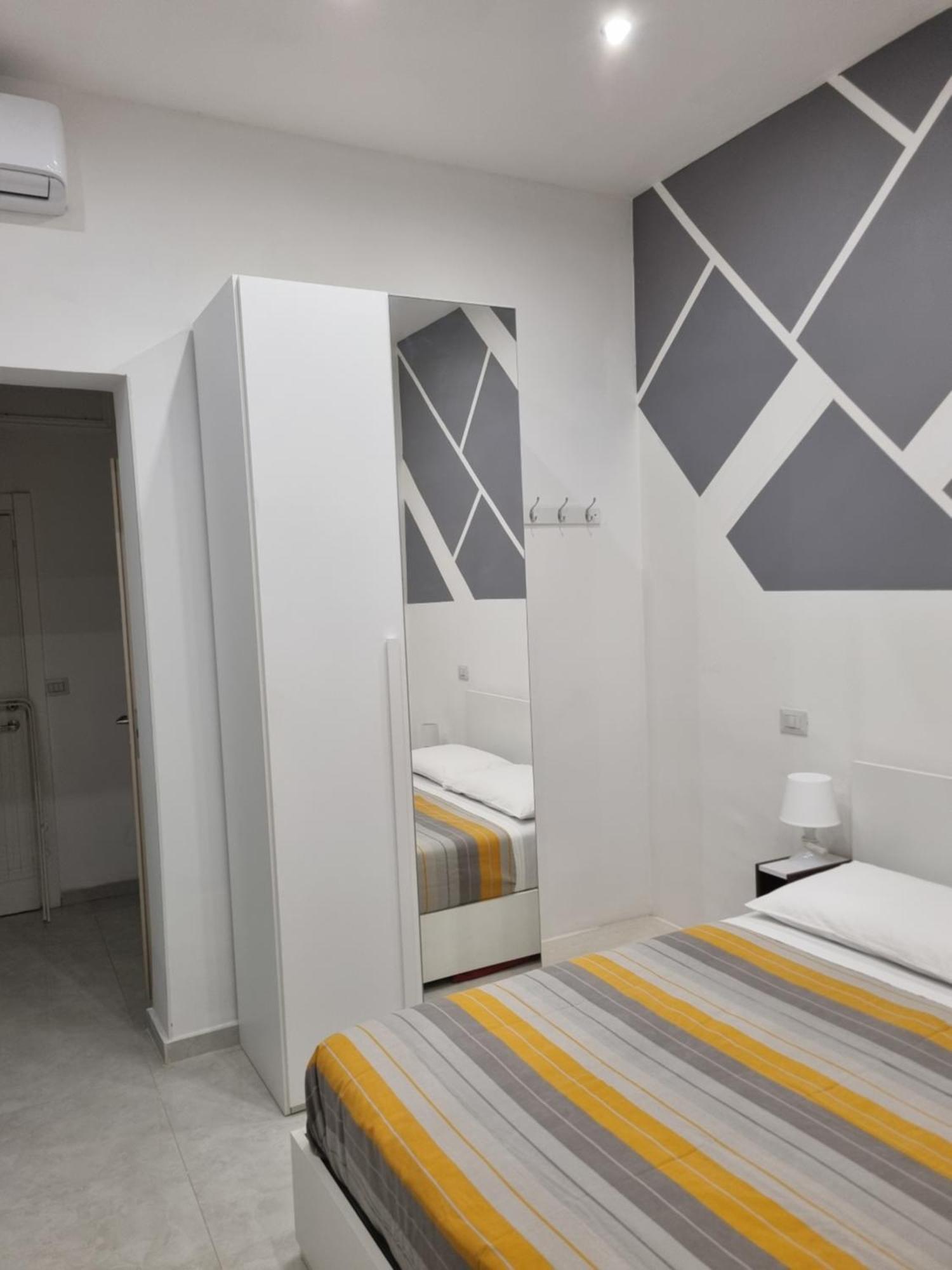 Locazione Turistica Adriatico Hotel Bari Exterior foto